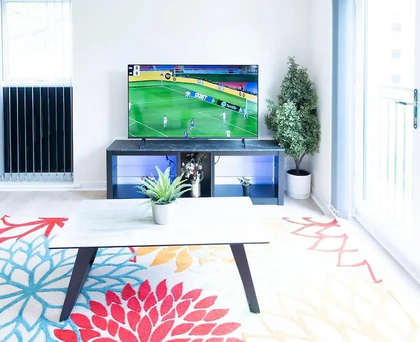 Luxury Ground Floor 2 Bedroom Apartment Free Wifi & Parking 셰필드 영국